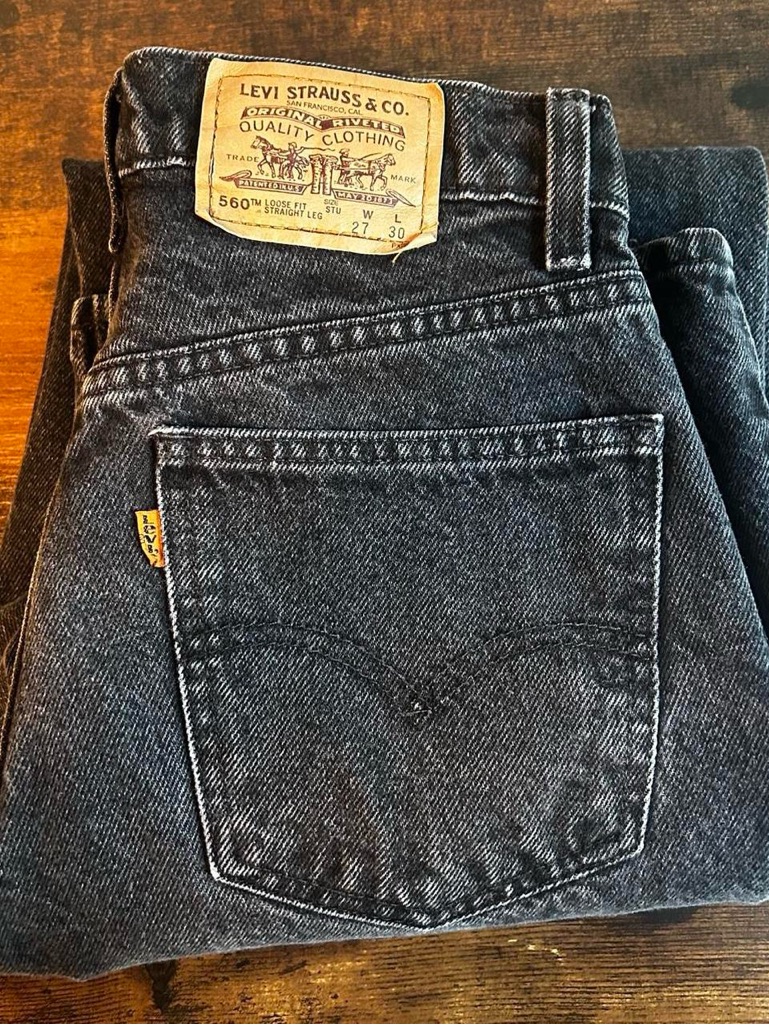 Vintage Orange Tab Black Levi’s 560